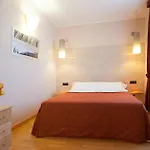 Albaresidence Masera26 Apartmanhotel