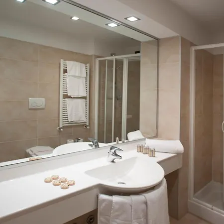 Apartahotel Albaresidence Masera26 Alba (Piedmont)