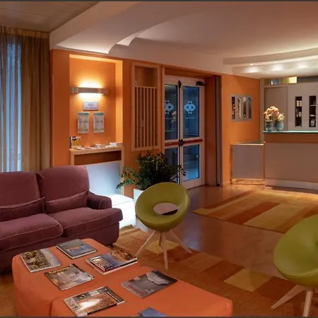 Aparthotel Albaresidence Masera26 Alba (Piedmont)